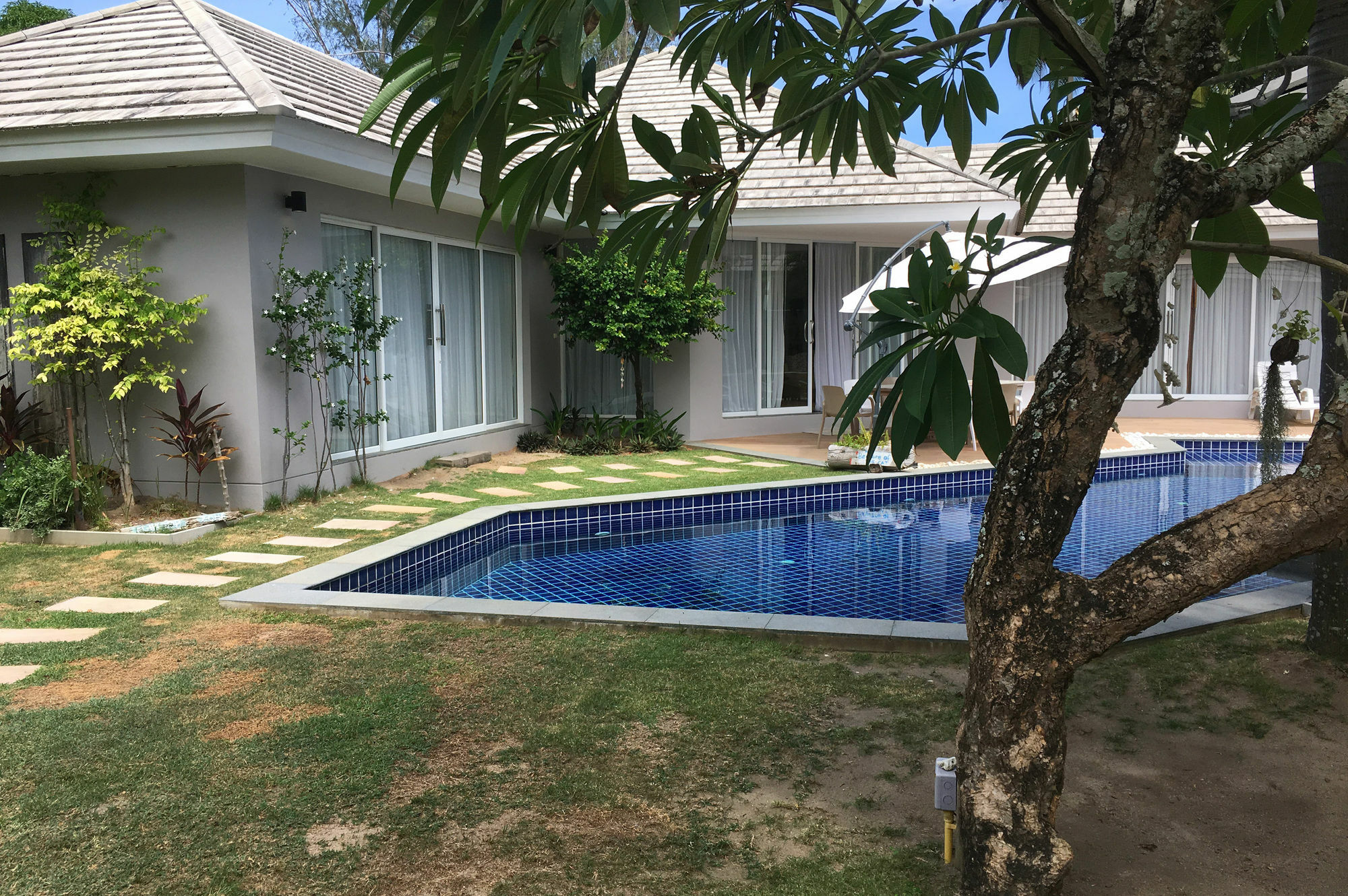 The Place Villas หน้าทอน ภายนอก รูปภาพ